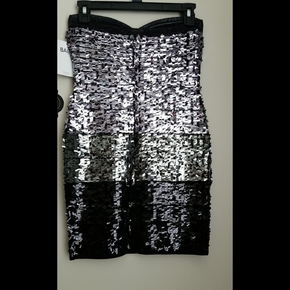 BNWT Sequined Sweetheart Strapless Dress - Picture 15 of 17